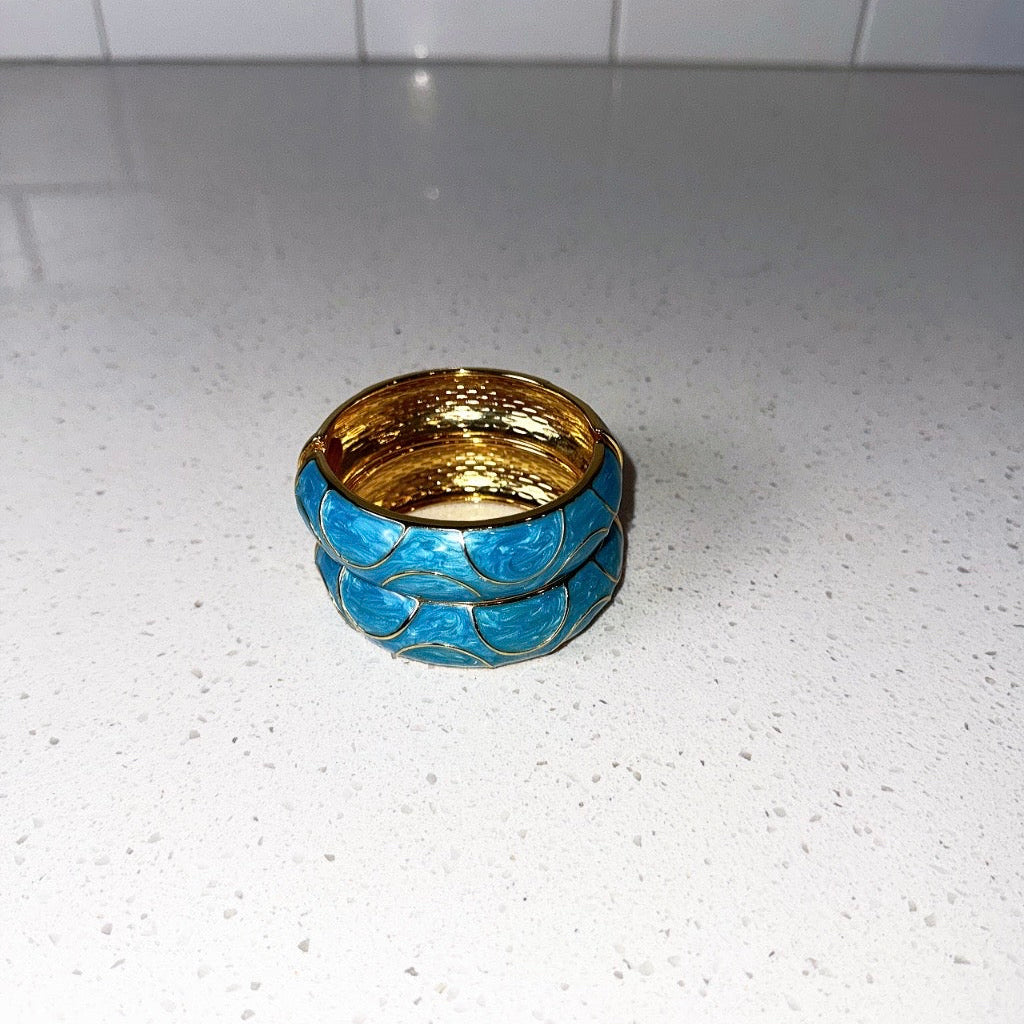 Blue Dot Bangle