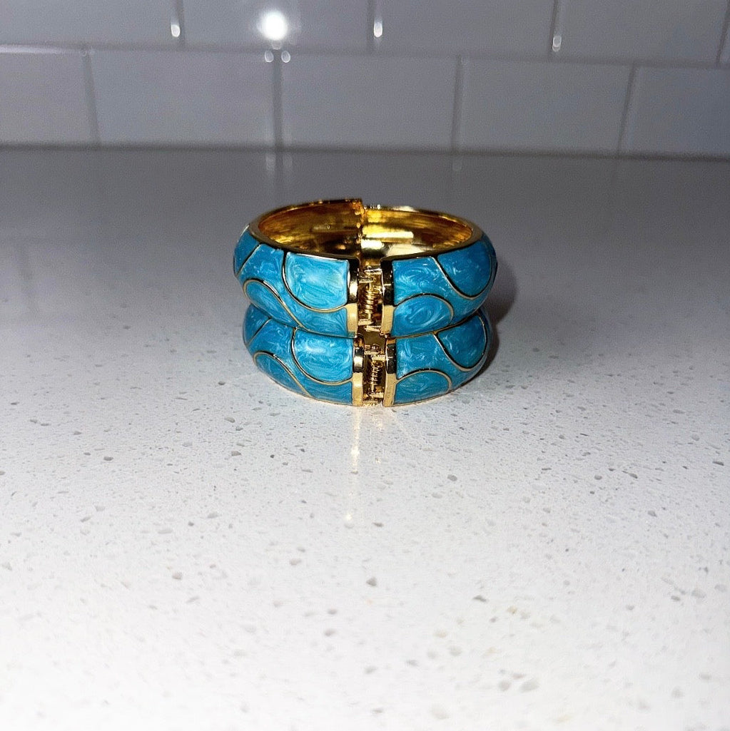 Blue Dot Bangle